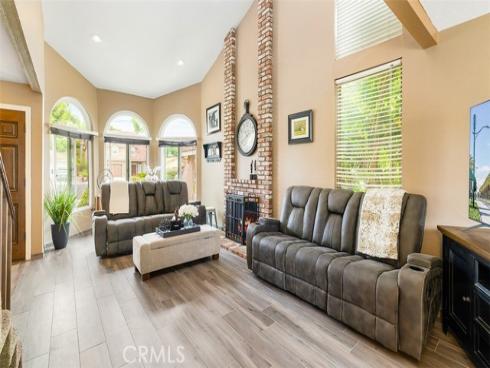 280 S Brookside Court, Anaheim Hills, CA
