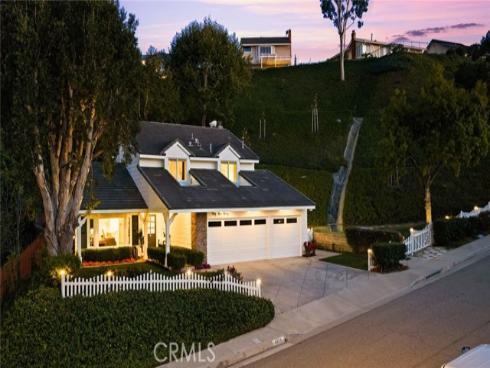 4370 E Lamp Post   Way, Anaheim Hills, CA