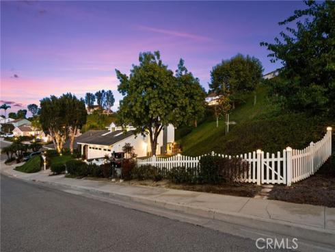 4370 E Lamp Post   Way, Anaheim Hills, CA