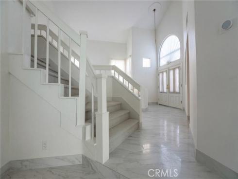 518 S Laureltree , Anaheim Hills, CA