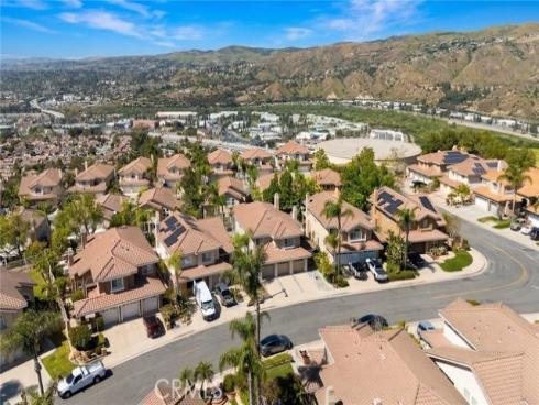 518 S Laureltree , Anaheim Hills, CA
