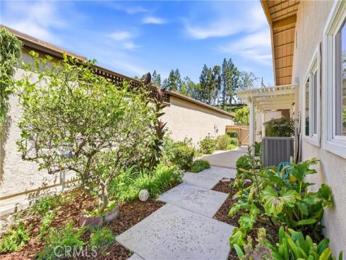 6487 E Calle del Norte  , Anaheim Hills, CA