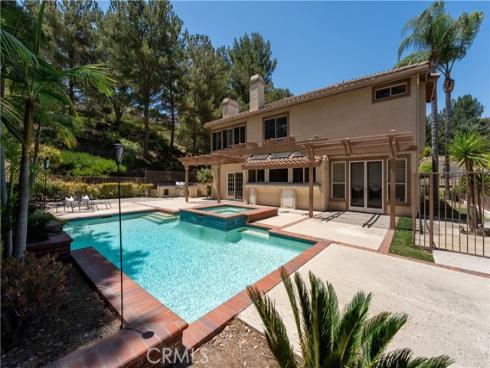 970 S Barton Court, Anaheim Hills, CA