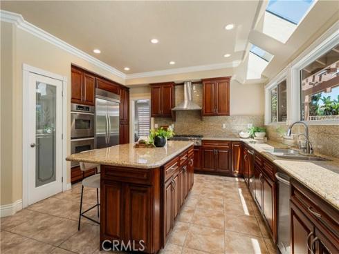 970 S Barton Court, Anaheim Hills, CA