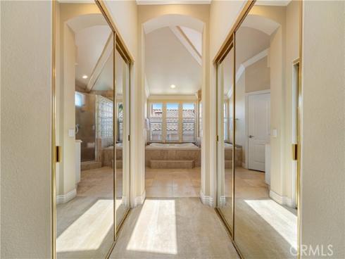 970 S Barton Court, Anaheim Hills, CA