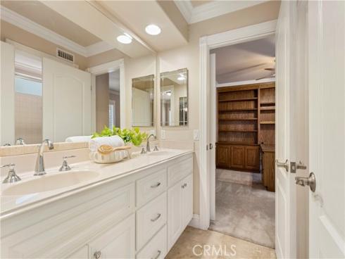 970 S Barton Court, Anaheim Hills, CA