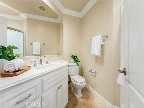 970 S Barton Court, Anaheim Hills, CA