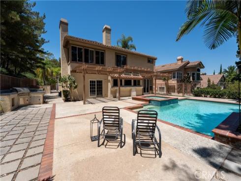 970 S Barton Court, Anaheim Hills, CA