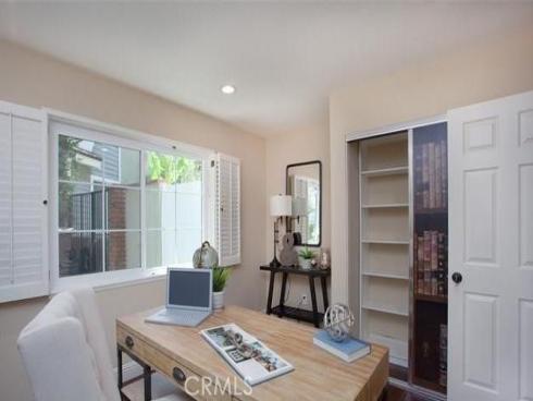 571 S. Weymouth Court