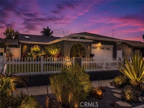 4154 E. Fauna Avenue