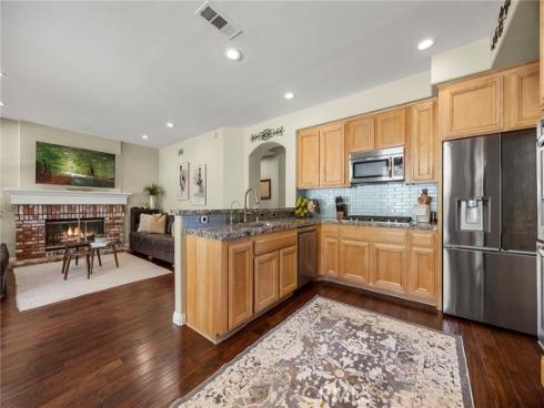984 S Creekview , Anaheim Hills, CA