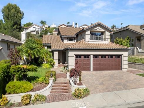984 S Creekview , Anaheim Hills, CA