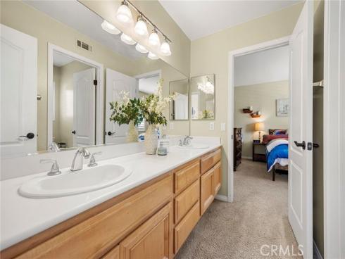 984 S Creekview , Anaheim Hills, CA