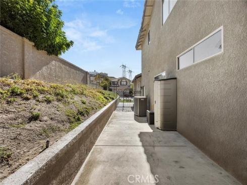 984 S Creekview , Anaheim Hills, CA