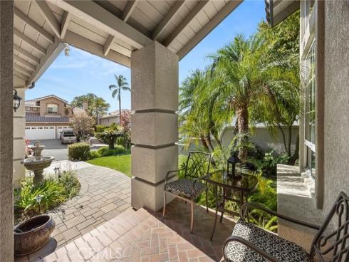 984 S Creekview , Anaheim Hills, CA