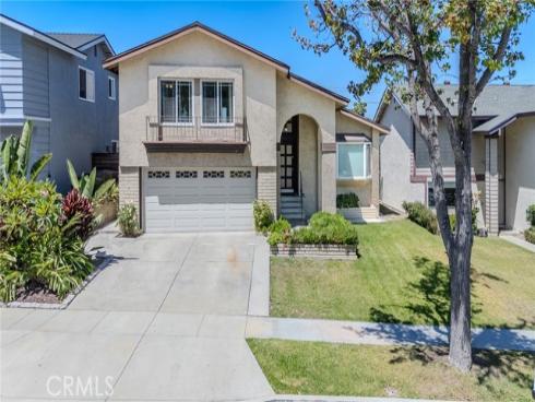 137 N Wade  , Anaheim Hills, CA