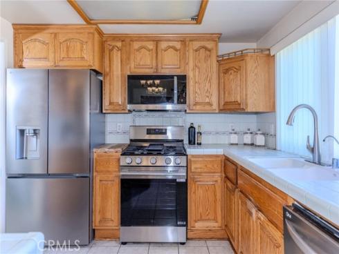 137 N Wade  , Anaheim Hills, CA