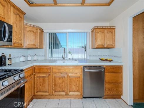 137 N Wade  , Anaheim Hills, CA