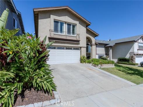 137 N Wade  , Anaheim Hills, CA