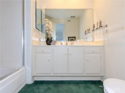137 N Wade  , Anaheim Hills, CA