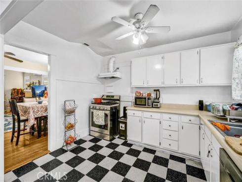 833 S Lemon Street, Anaheim, CA