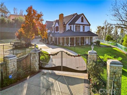 381 S Henning Way, Anaheim, CA