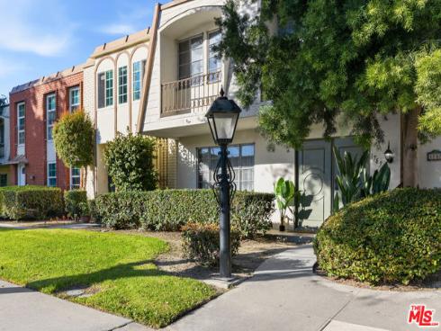 1789 W Greenleaf   Avenue, Anaheim, CA