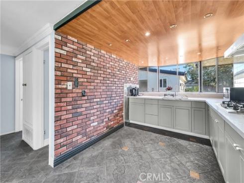 645 S Trident Street, Anaheim, CA