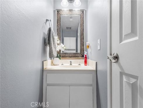 1381 S Walnut 2105 , Anaheim, CA