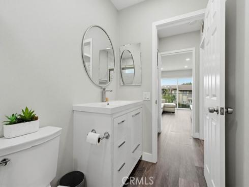 1860 W Glenoaks L , Anaheim, CA