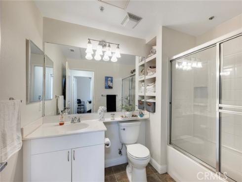 1801 E Katella 2029 , Anaheim, CA