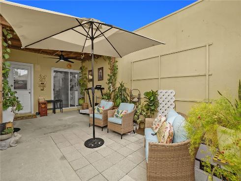 1795 W Glenoaks Avenue, Anaheim, CA