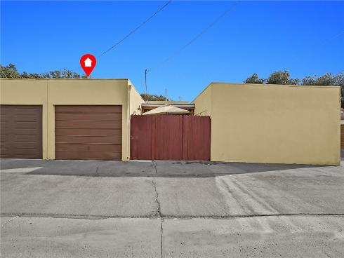 1795 W Glenoaks Avenue, Anaheim, CA