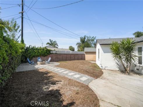 2106 W Cerritos , Anaheim, CA