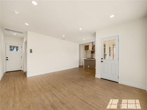 2106 W Cerritos , Anaheim, CA