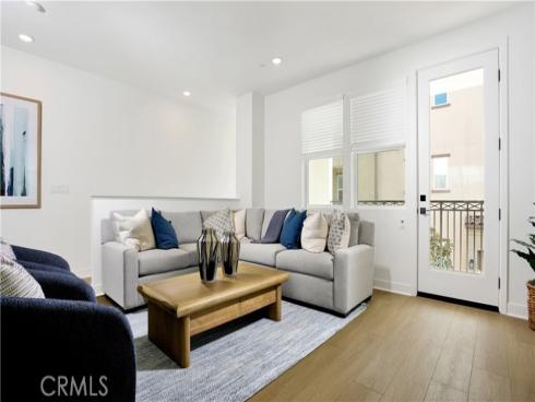 2217 W Orange  17 , Anaheim, CA