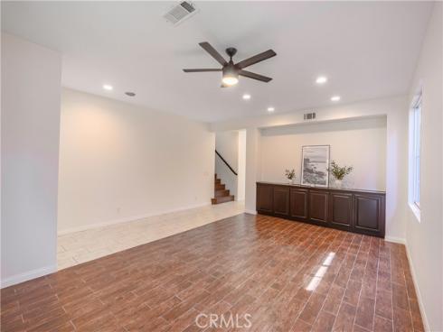 612 S Halliday St , Anaheim, CA