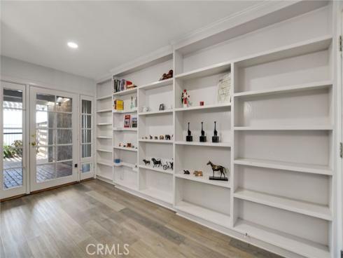 6117 E Garnet  , Anaheim, CA