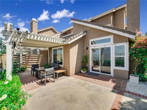 6117 E Garnet  , Anaheim, CA