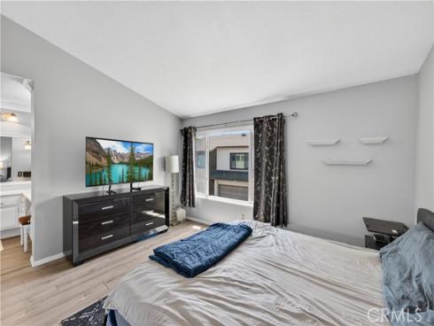 1363 N Schooner , Anaheim, CA