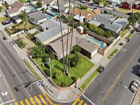 1946 W Broadway  , Anaheim, CA
