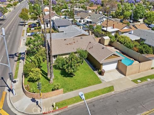 1946 W Broadway  , Anaheim, CA