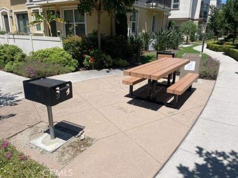 1557 E Lincoln Ave. , Anaheim, CA