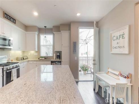 1557 E Lincoln Ave. , Anaheim, CA