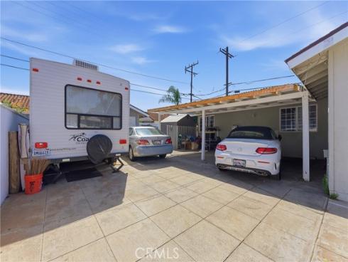 1214 N Holly , Anaheim, CA