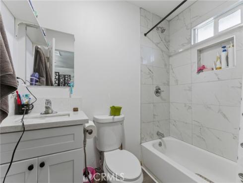 1214 N Holly , Anaheim, CA