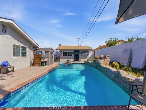 1214 N Holly , Anaheim, CA