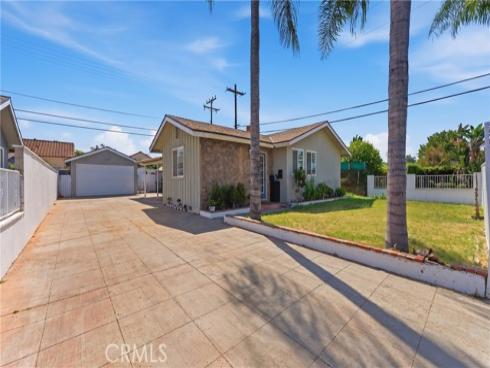 1214 N Holly , Anaheim, CA