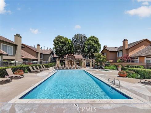 512 S Hollydale , Anaheim, CA