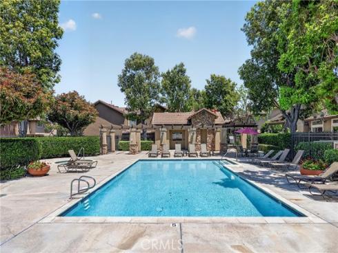 512 S Hollydale , Anaheim, CA